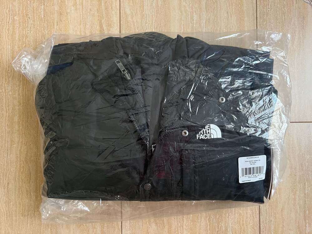 The North Face Teen North Down Triclimate Jacket  Size M (10) Black